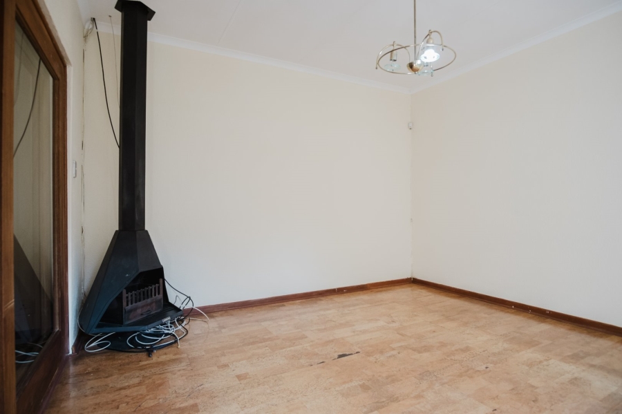 3 Bedroom Property for Sale in Glenvista Gauteng