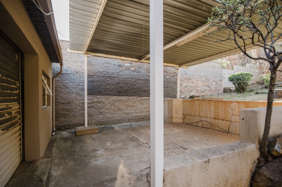 3 Bedroom Property for Sale in Glenvista Gauteng