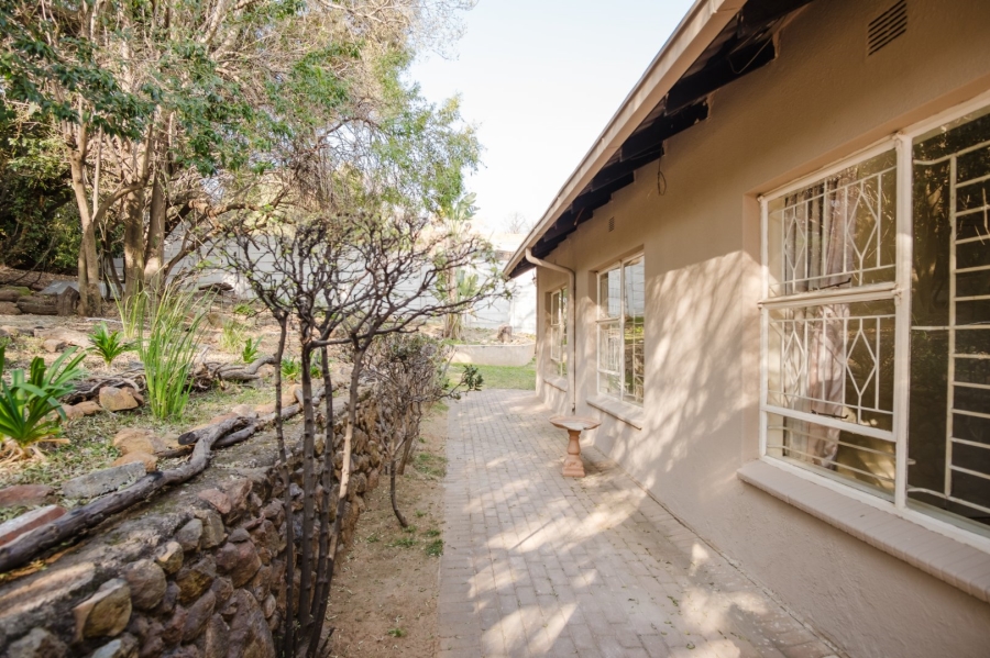 3 Bedroom Property for Sale in Glenvista Gauteng