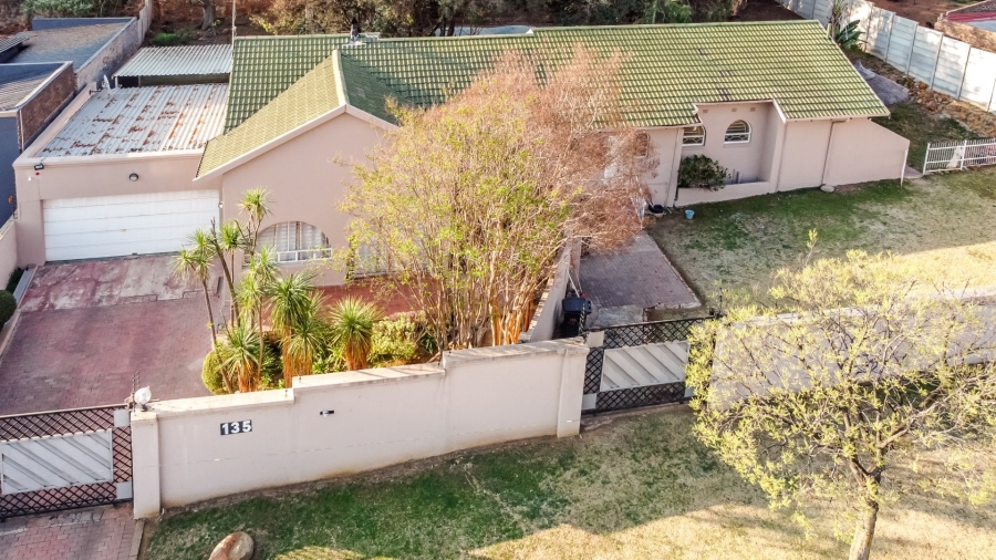 3 Bedroom Property for Sale in Glenvista Gauteng