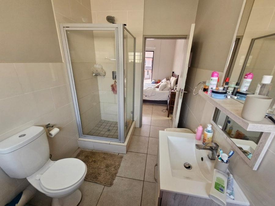 To Let 3 Bedroom Property for Rent in Amberfield Gauteng