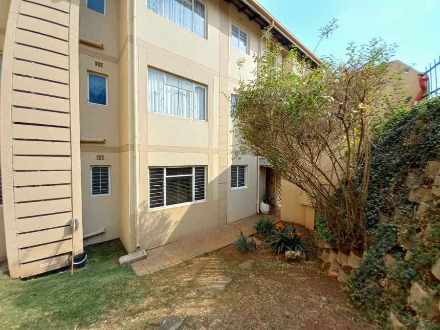 3 Bedroom Property for Sale in Primrose Hill Gauteng