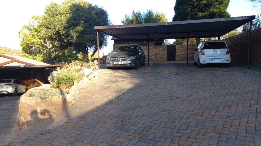 To Let 2 Bedroom Property for Rent in Ridgeway Gauteng