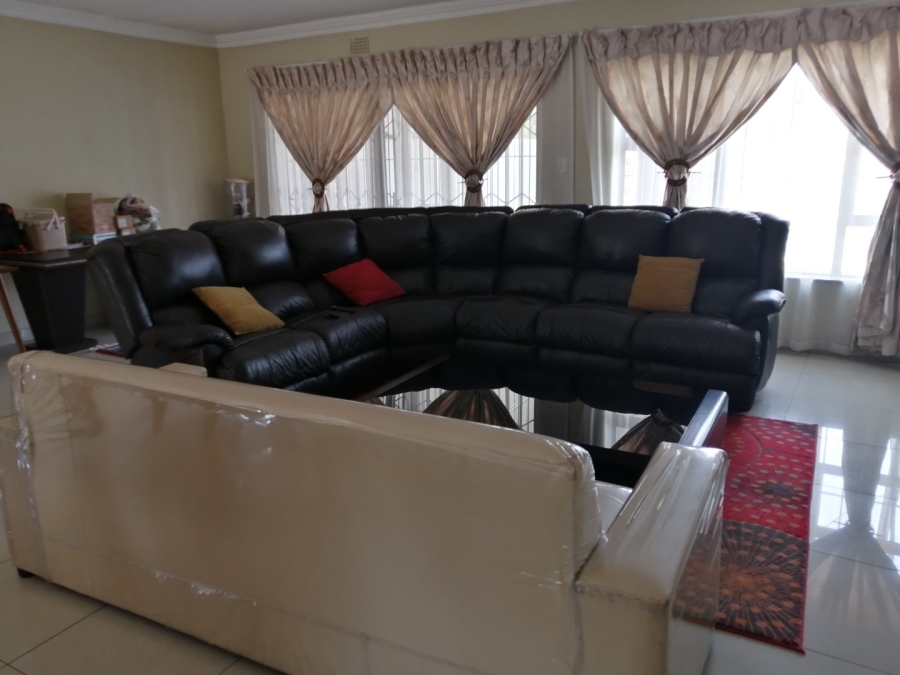 3 Bedroom Property for Sale in Strubenvale Gauteng