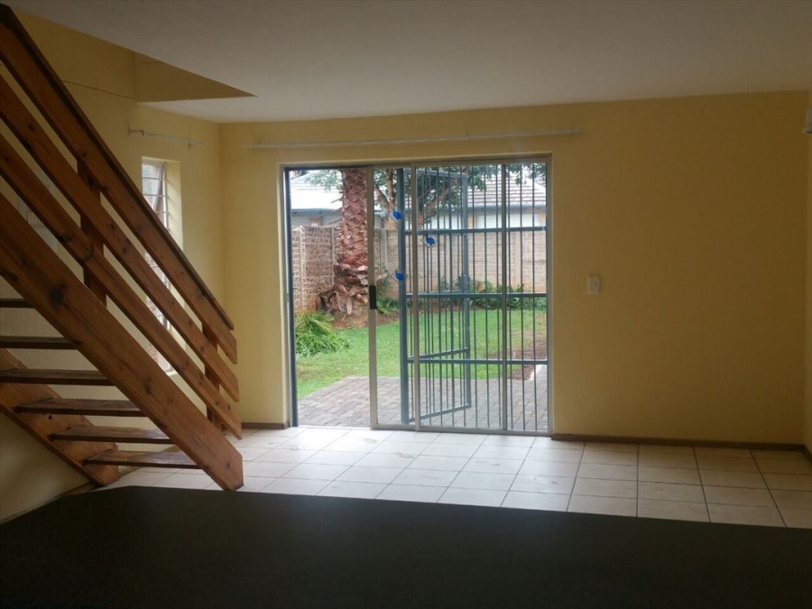 3 Bedroom Property for Sale in Birchleigh Gauteng