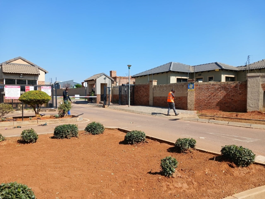 3 Bedroom Property for Sale in The Orchards Gauteng