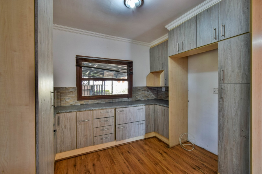 8 Bedroom Property for Sale in Pretoria North Gauteng