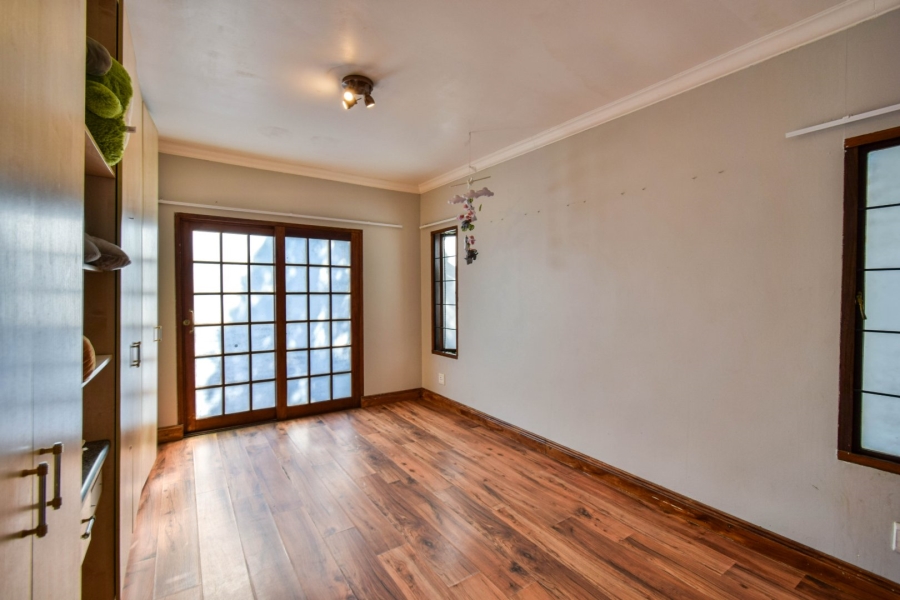 8 Bedroom Property for Sale in Pretoria North Gauteng