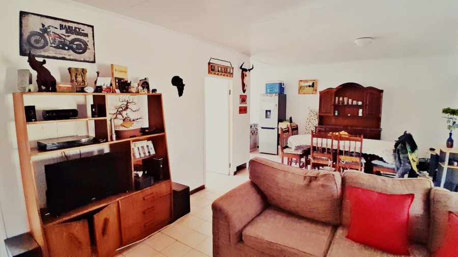 To Let 2 Bedroom Property for Rent in Glen Austin Gauteng