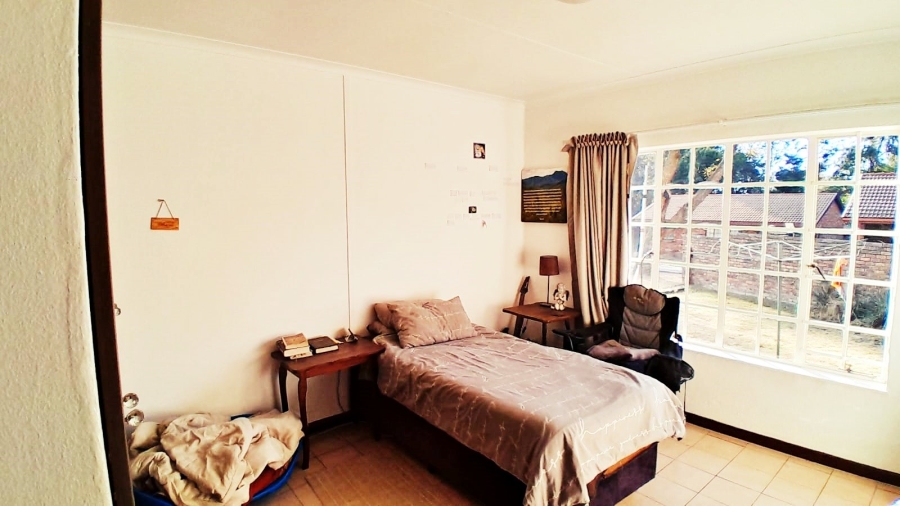 To Let 2 Bedroom Property for Rent in Glen Austin Gauteng
