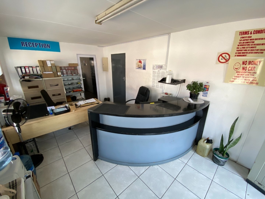 To Let commercial Property for Rent in Halfway House Gauteng