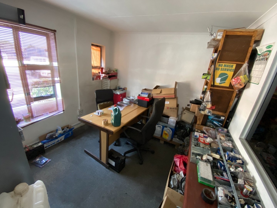 To Let commercial Property for Rent in Halfway House Gauteng