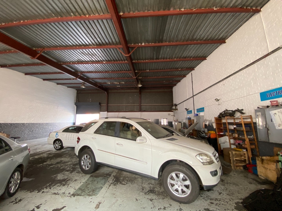 To Let commercial Property for Rent in Halfway House Gauteng
