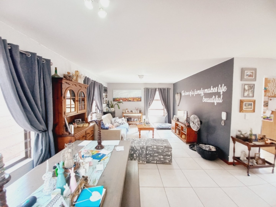 3 Bedroom Property for Sale in Edenvale Central Gauteng