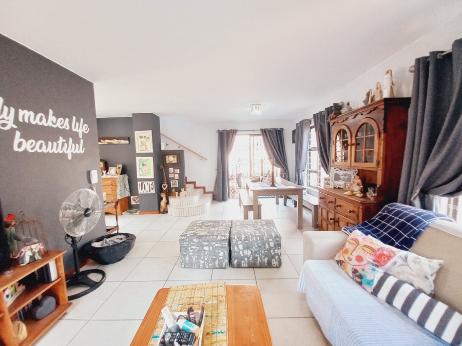 3 Bedroom Property for Sale in Edenvale Central Gauteng
