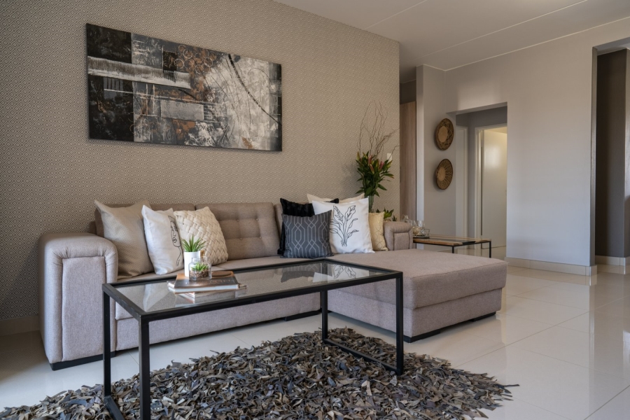 2 Bedroom Property for Sale in Blue Hills Gauteng