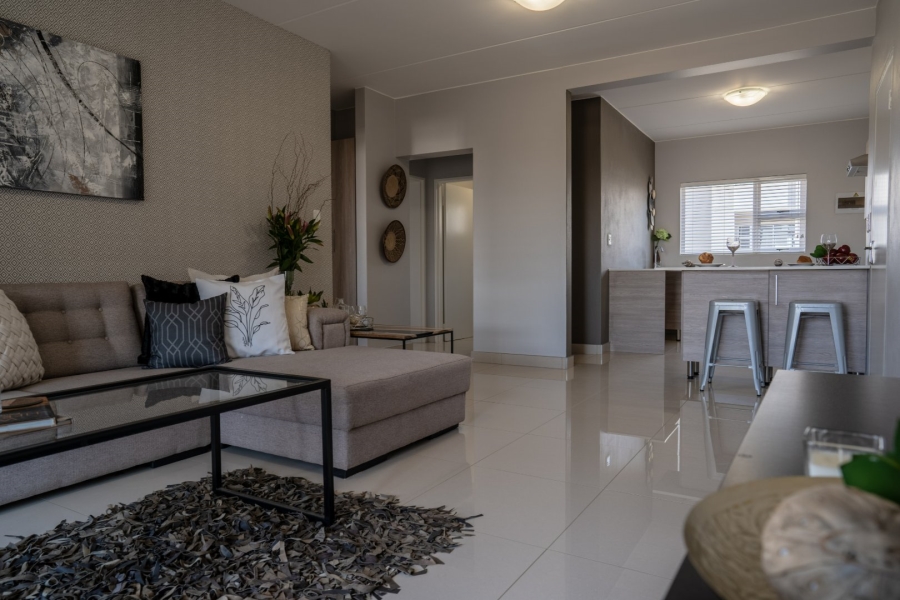 2 Bedroom Property for Sale in Blue Hills Gauteng