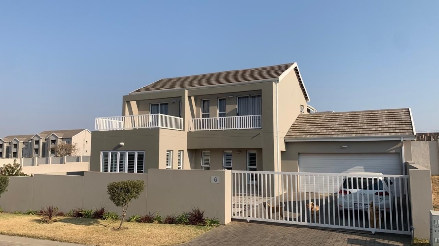 4 Bedroom Property for Sale in Blue Hills Gauteng