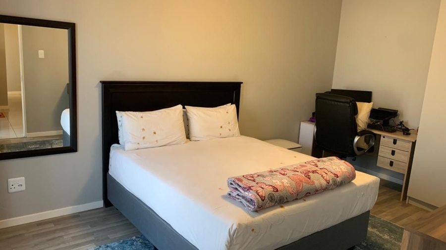4 Bedroom Property for Sale in Blue Hills Gauteng