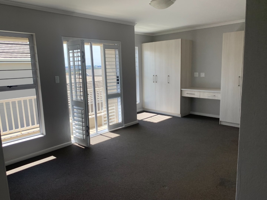 3 Bedroom Property for Sale in Blue Hills Gauteng