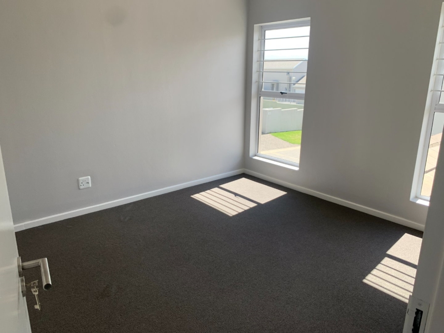 3 Bedroom Property for Sale in Blue Hills Gauteng