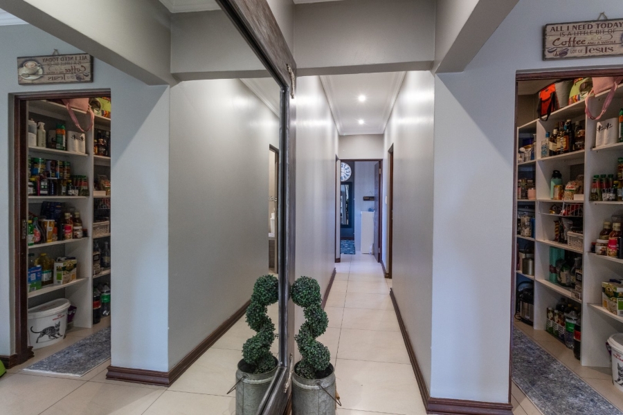 3 Bedroom Property for Sale in Midstream Hill Gauteng