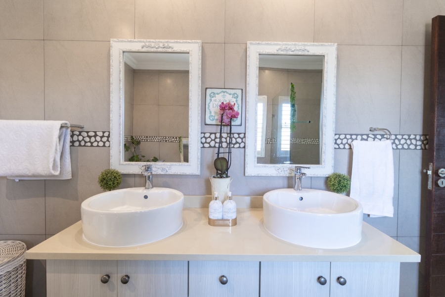 3 Bedroom Property for Sale in Midstream Hill Gauteng