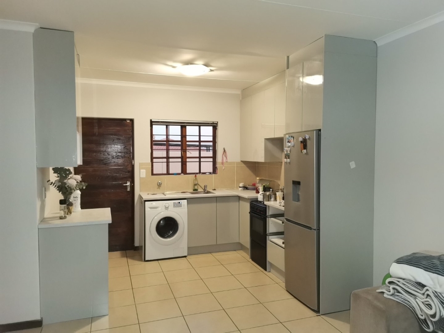 3 Bedroom Property for Sale in Blue Hills Gauteng