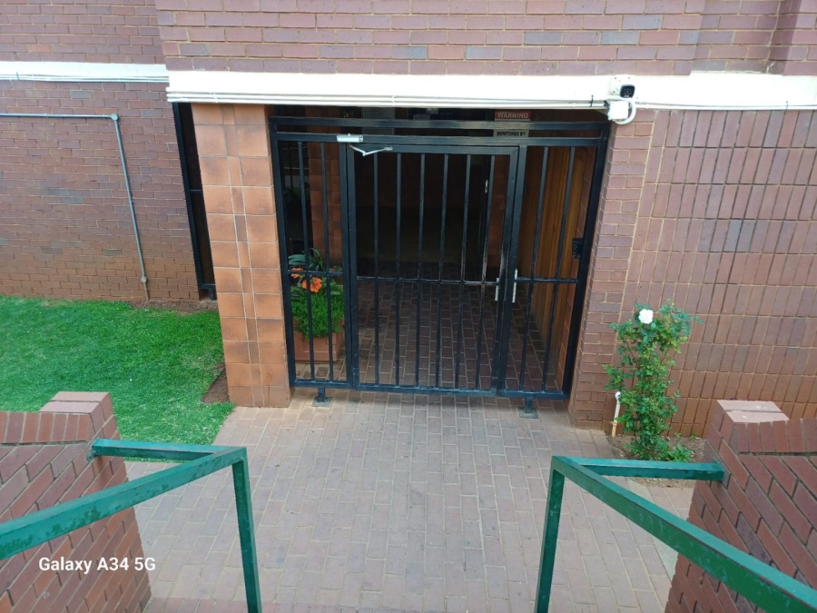 2 Bedroom Property for Sale in Wonderboom South Gauteng