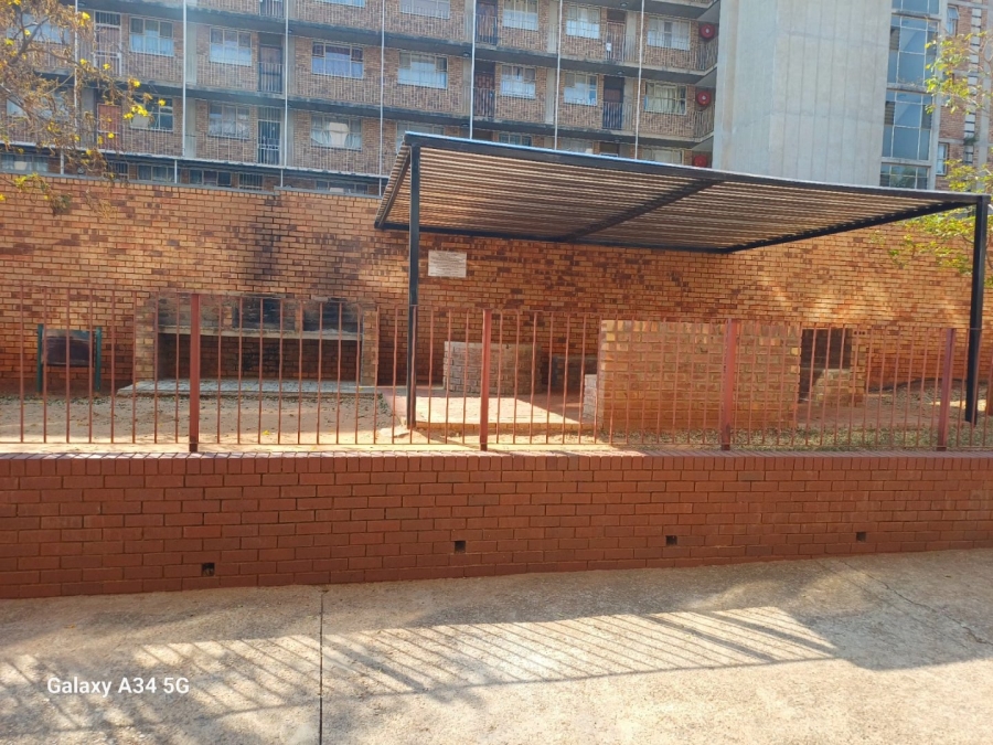 2 Bedroom Property for Sale in Wonderboom South Gauteng
