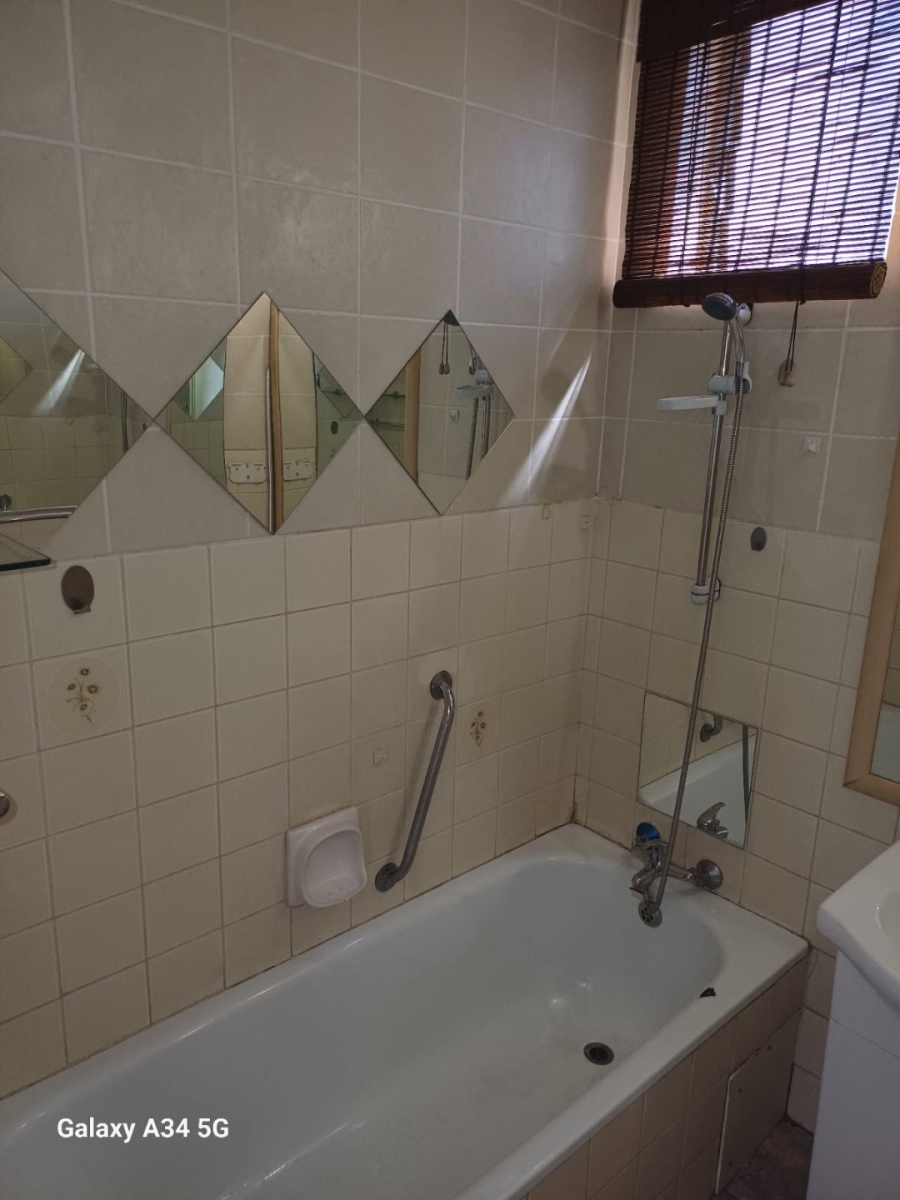 2 Bedroom Property for Sale in Wonderboom South Gauteng