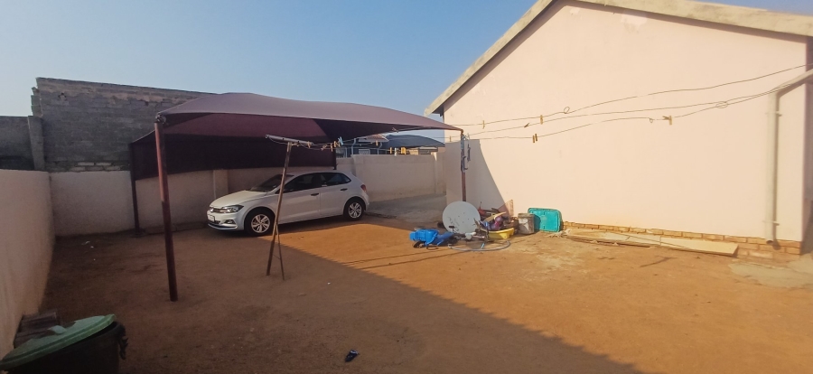 2 Bedroom Property for Sale in Soshanguve East Ext 6 Gauteng