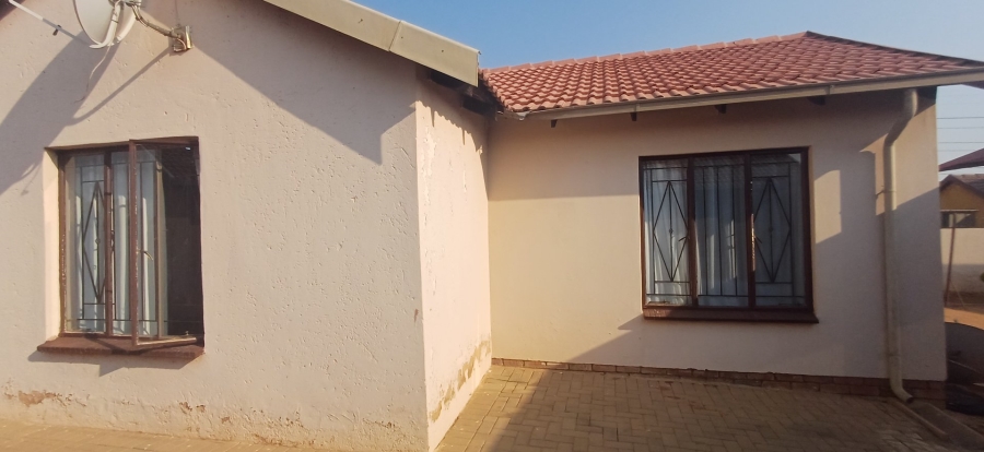 2 Bedroom Property for Sale in Soshanguve East Ext 6 Gauteng