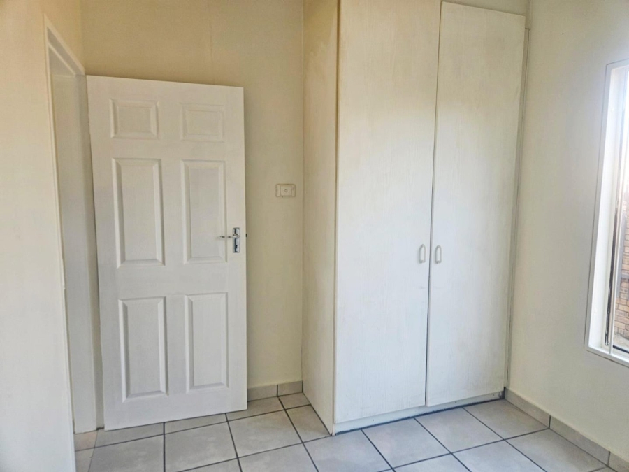 2 Bedroom Property for Sale in Birchleigh Gauteng