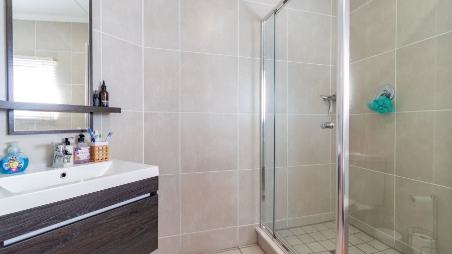 2 Bedroom Property for Sale in Modderfontein Gauteng