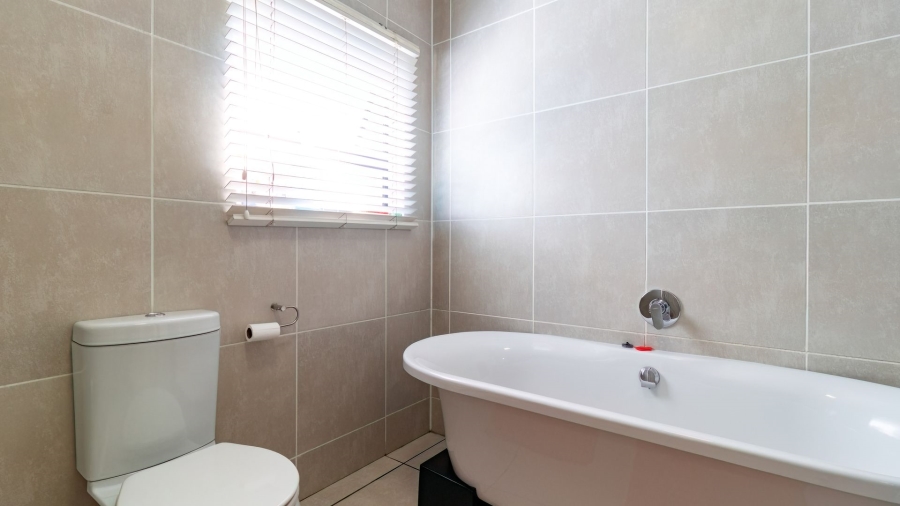 2 Bedroom Property for Sale in Modderfontein Gauteng