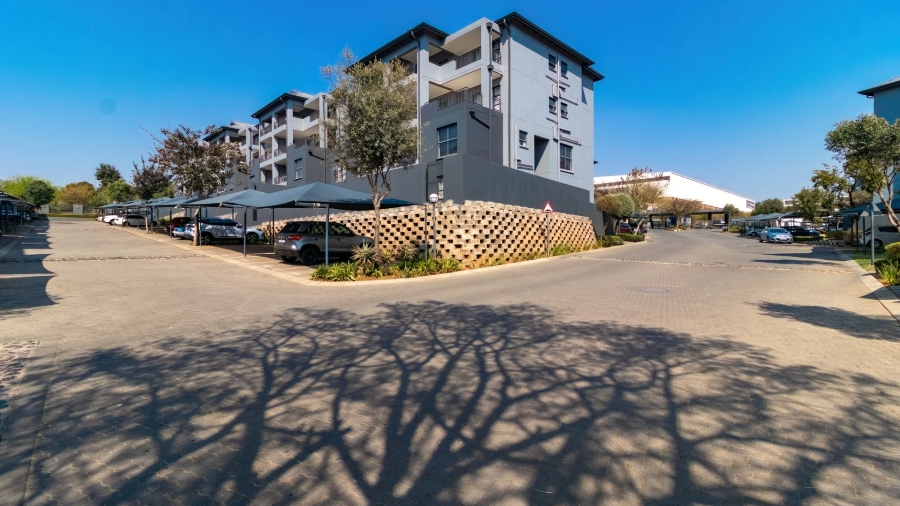 2 Bedroom Property for Sale in Modderfontein Gauteng