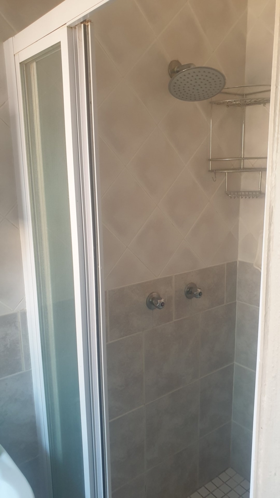 2 Bedroom Property for Sale in Rooihuiskraal North Gauteng