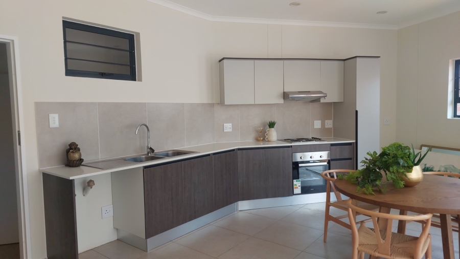 1 Bedroom Property for Sale in Greenstone Crest Gauteng