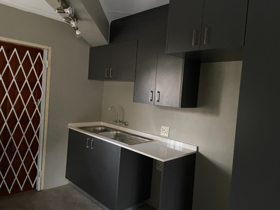 3 Bedroom Property for Sale in Zwartkop Gauteng