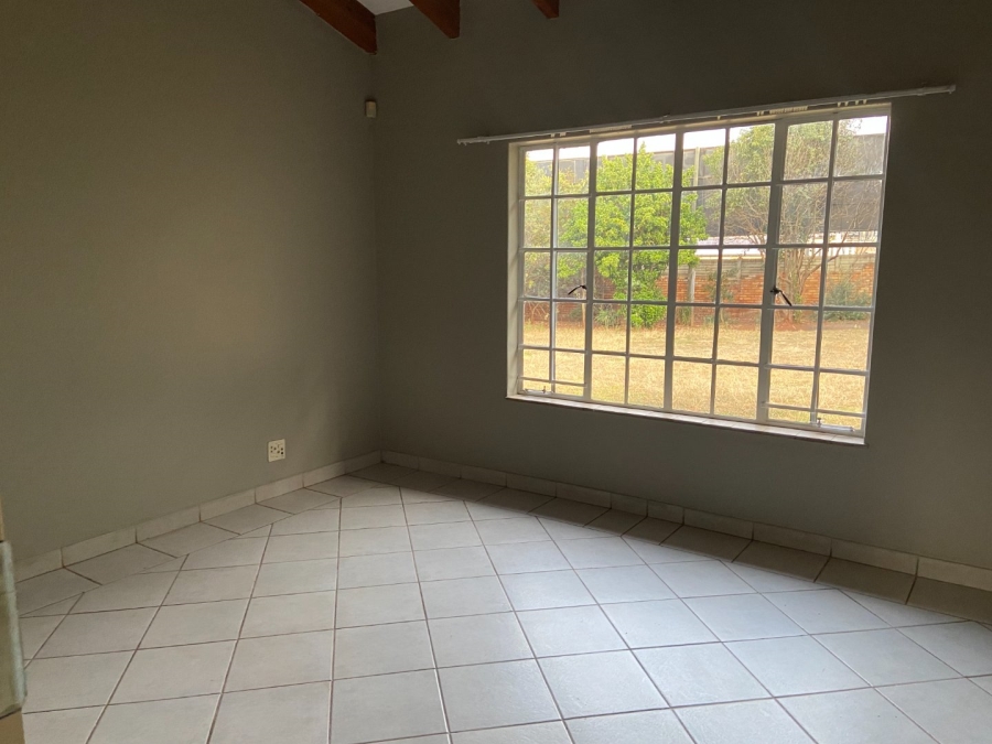3 Bedroom Property for Sale in Zwartkop Gauteng