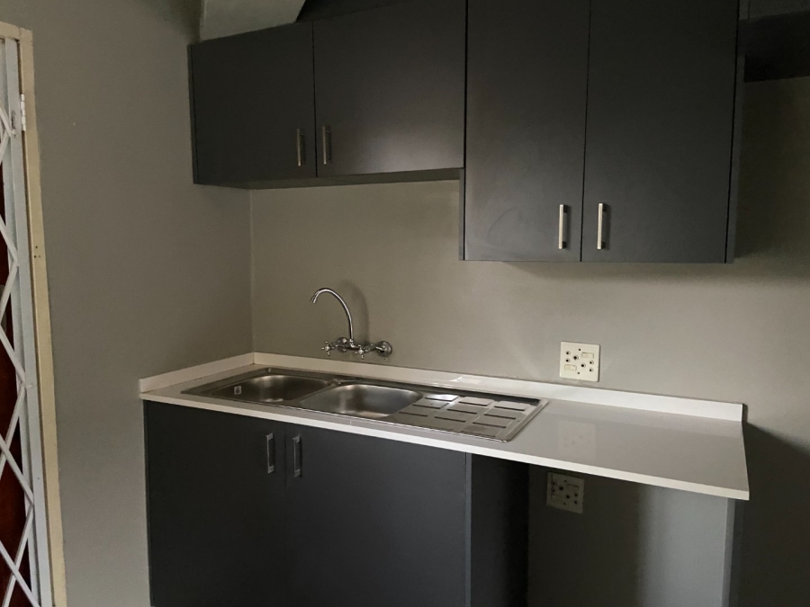 3 Bedroom Property for Sale in Zwartkop Gauteng