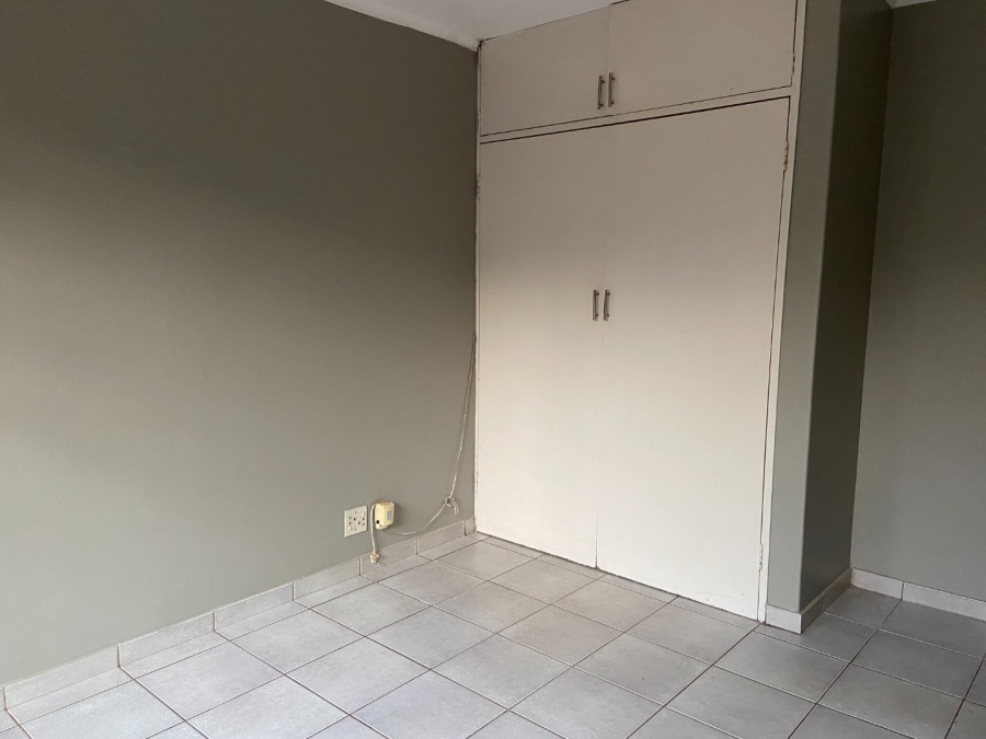 3 Bedroom Property for Sale in Zwartkop Gauteng