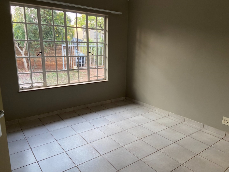3 Bedroom Property for Sale in Zwartkop Gauteng