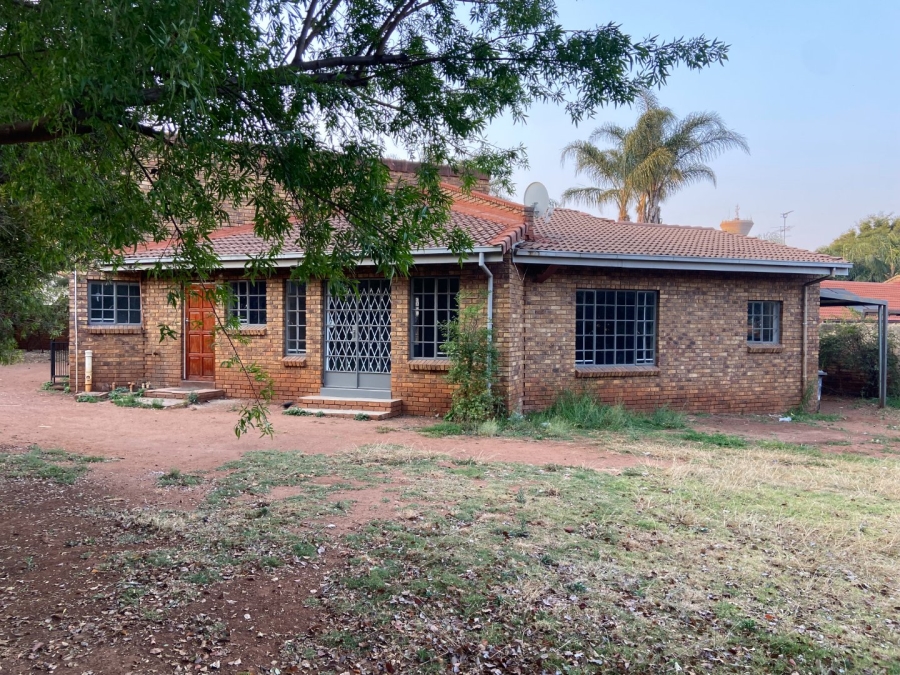 3 Bedroom Property for Sale in Zwartkop Gauteng