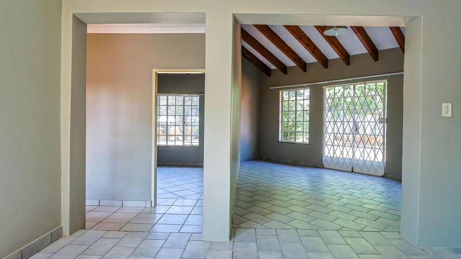 3 Bedroom Property for Sale in Zwartkop Gauteng