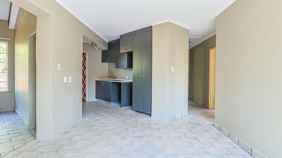 3 Bedroom Property for Sale in Zwartkop Gauteng