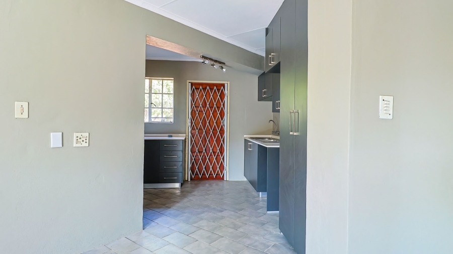 3 Bedroom Property for Sale in Zwartkop Gauteng