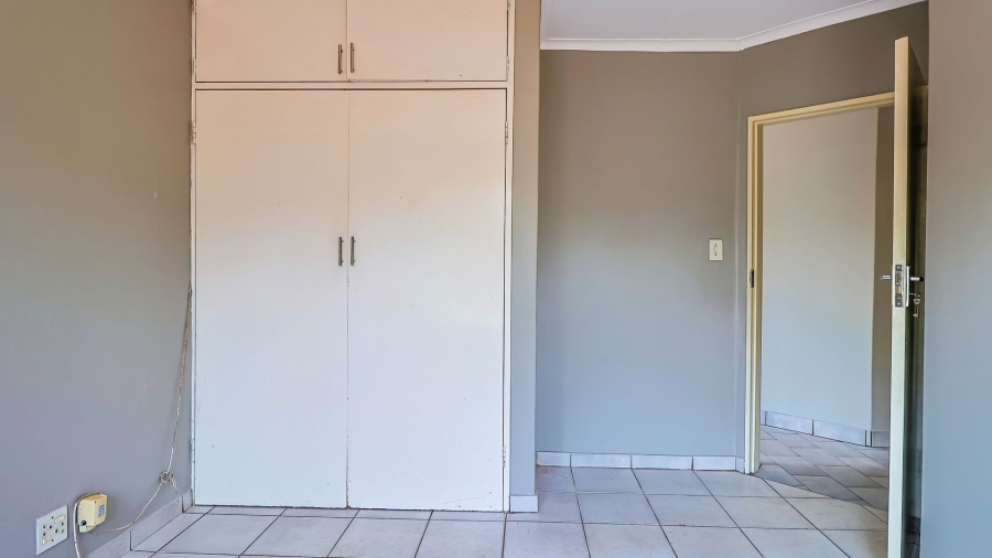 3 Bedroom Property for Sale in Zwartkop Gauteng