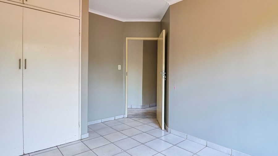 3 Bedroom Property for Sale in Zwartkop Gauteng